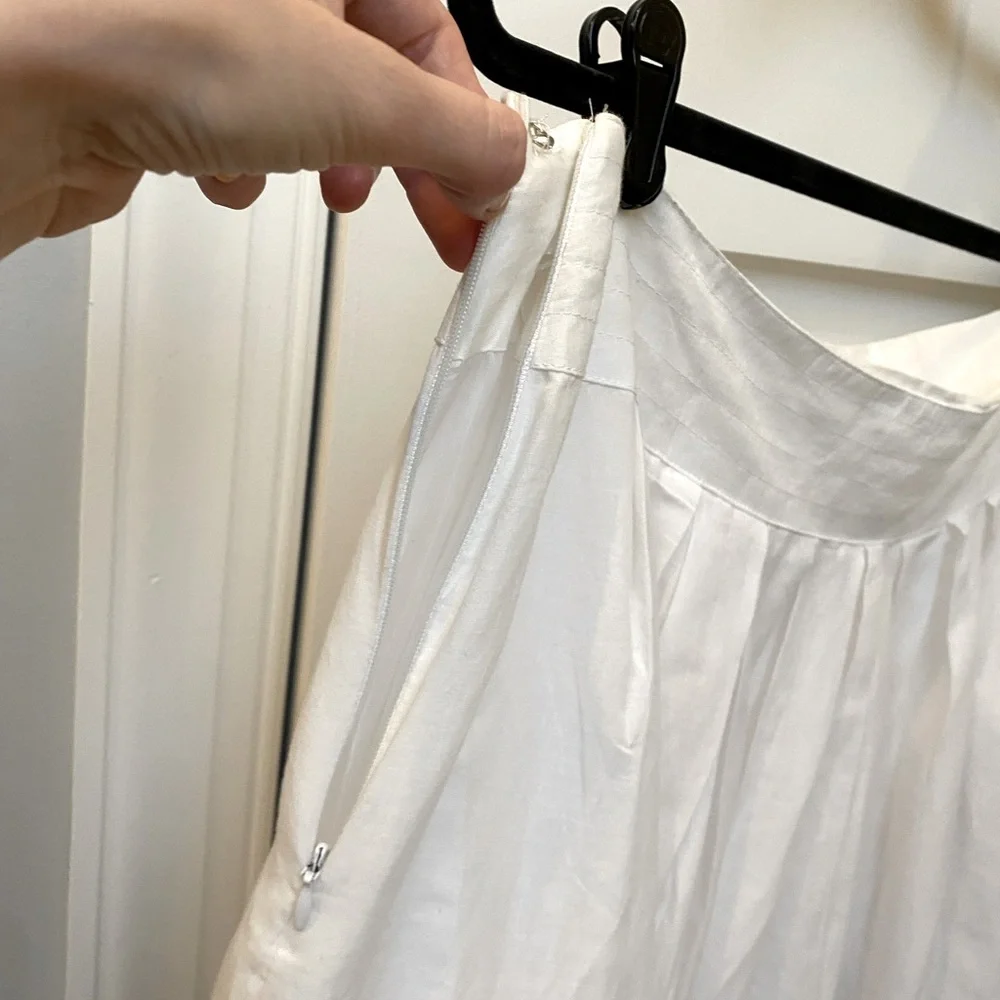 Metrowear white and brown eyelet embroidered mini skirt